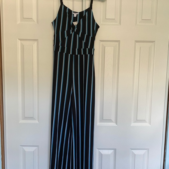 NWT Bar III “Sky Dream” Jumpsuit Size 2 - Picture 3 of 5